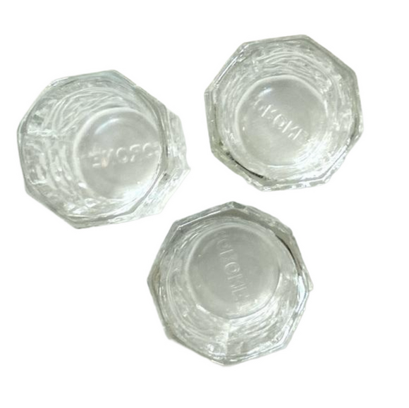 VINTAGE Coronet 💵 Set 3 Pressed Glass Toothpick Holders Grapes Leaves 8-… - Picture 5 of 6